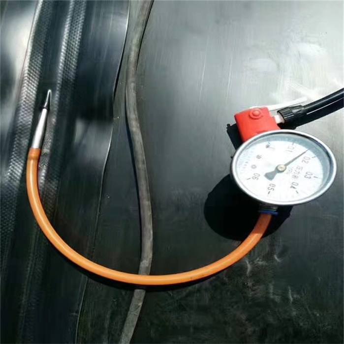 HDPE土工膜施工部位處理不當(dāng)會(huì)出現(xiàn)什么現(xiàn)象？